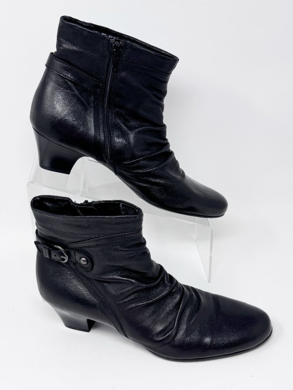 Clarks Womens New Black Leather Slouch Style Side Zip Bootie, Size 10 NEW